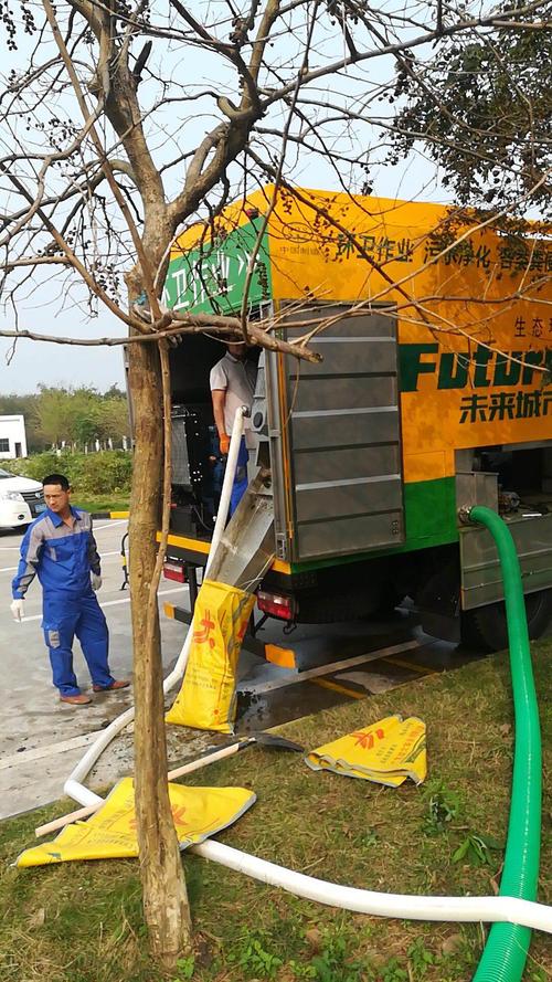 抽污車-深圳高新科技無害化吸糞車-吸糞車/吸污車