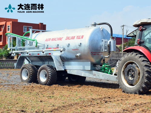 高效環(huán)保，雨林廠家供應(yīng)16方液體糞肥噴灑車吸污車
